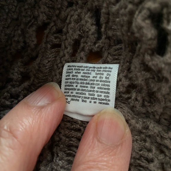 Taupe Crochet cover up sweater/cardigan. Size L - Picture 6 of 7